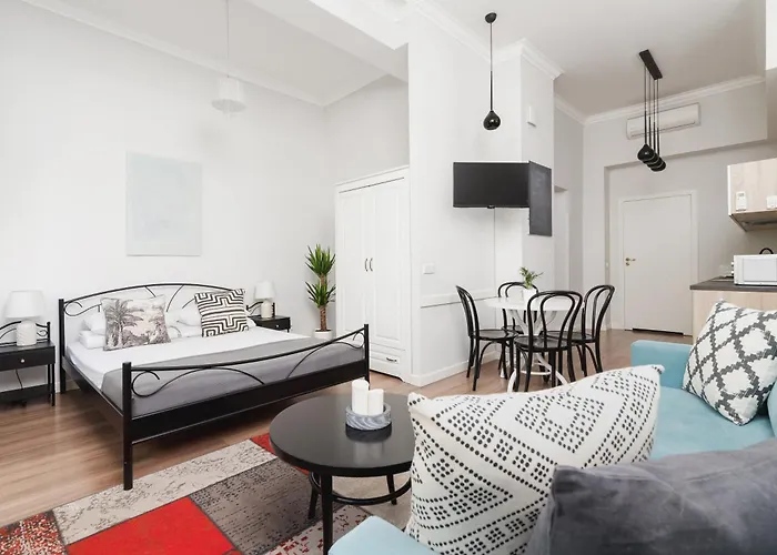 - Dietla 109 Street דירה *