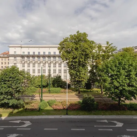 - Dietla 109 Street *