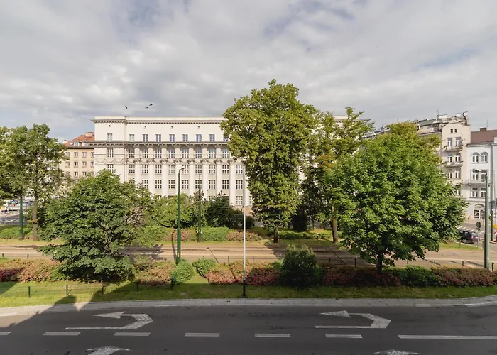 - Dietla 109 Street *